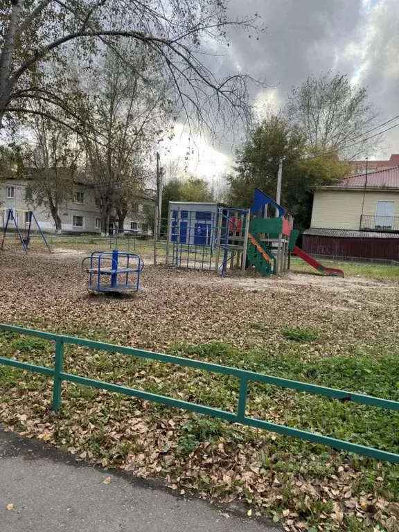 2-к кв. Тюменская область, Тюмень Мелиораторов мкр, ул. 70 лет ... - Фото 2