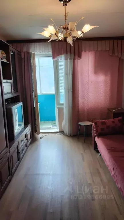 1-к кв. Самарская область, Тольятти Тополиная ул., 54 (34.0 м) - Фото 0