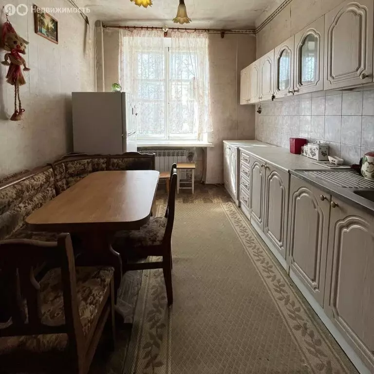 2-комнатная квартира: Березники, улица Пятилетки, 27 (66.1 м) - Фото 1