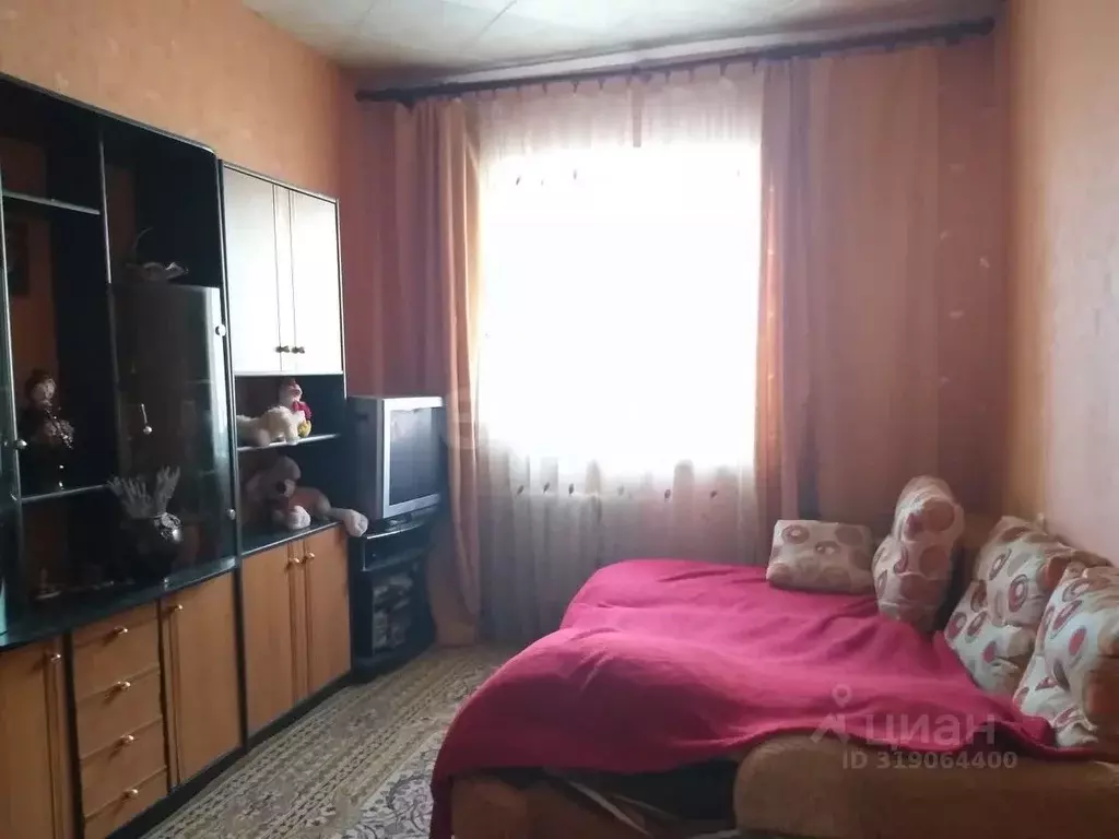 2-к кв. Смоленская область, Вязьма ул. Докучаева, 37 (46.5 м) - Фото 1