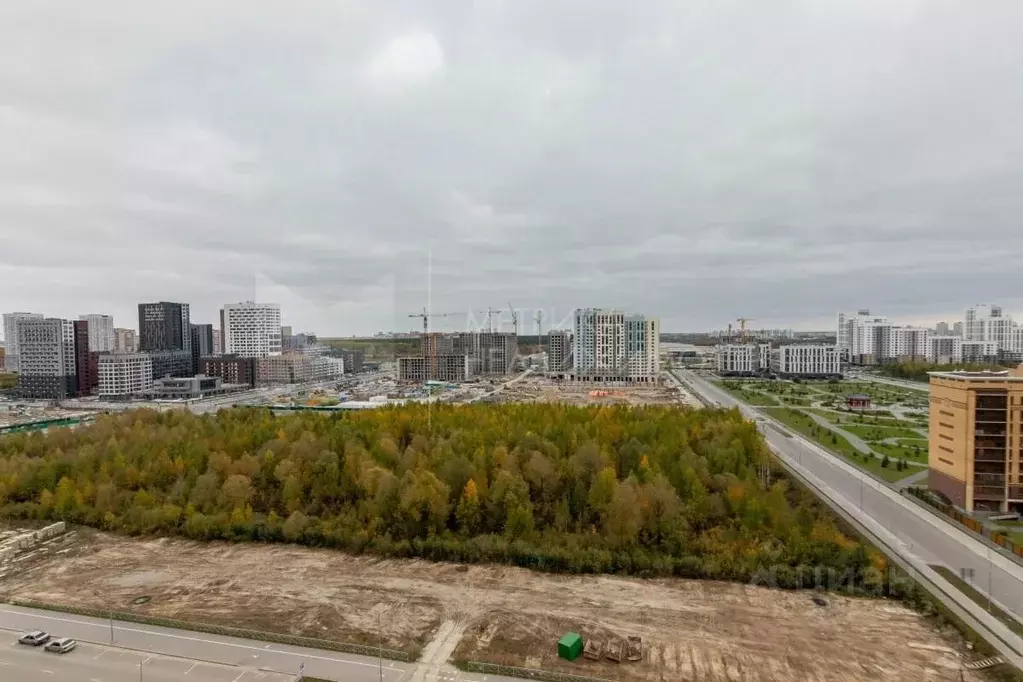 2-к кв. Тюменская область, Тюмень ул. Братьев Бондаревых, 5 (68.0 м) - Фото 2