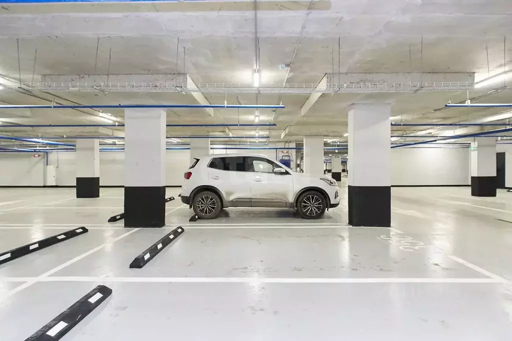 Гараж в Тюменская область, Тюмень ул. Братьев Бондаревых, 5 (13 м) - Фото 1