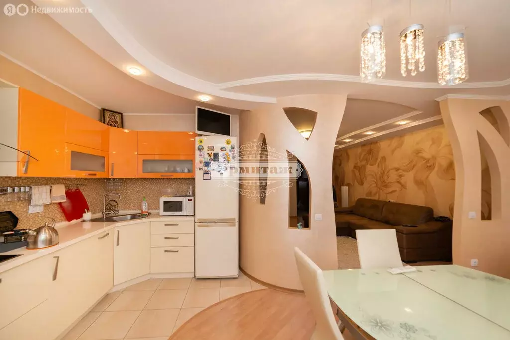 2-комнатная квартира: Курган, улица Гоголя, 17 (74.2 м) - Фото 1