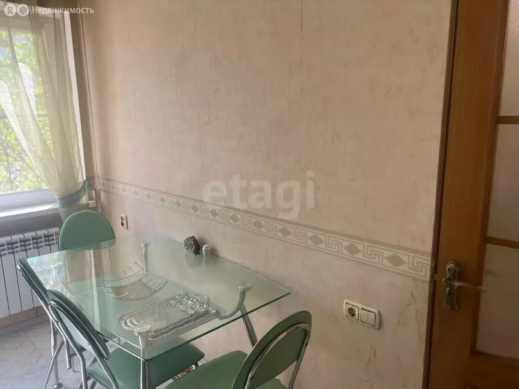 3-комнатная квартира: Ставрополь, улица Ленина, 88 (64 м) - Фото 1