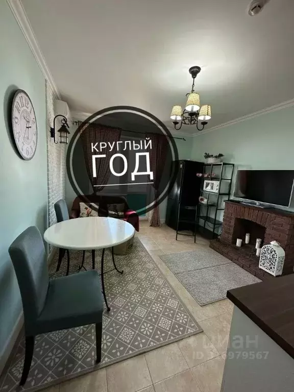 2-к кв. Краснодарский край, Геленджик Советская ул., 77 (53.0 м) - Фото 0