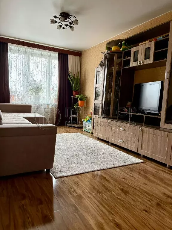 Продается 3-комнатная квартира - Фото 2