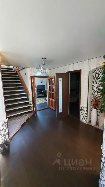 Дом в Волгоградская область, с. Ольховка ул. Базарная, 29 (280 м) - Фото 1