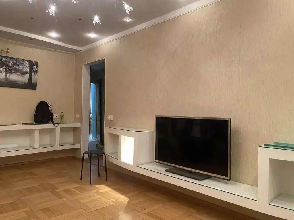 3-к кв. Москва ул. Островитянова, 16К4 (63.4 м) - Фото 0