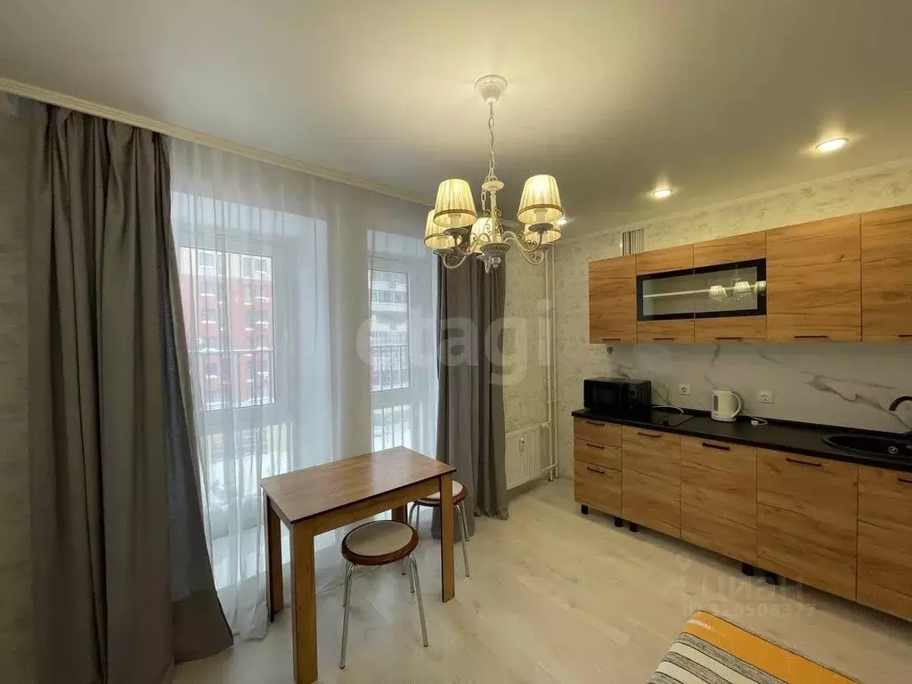 1-к кв. Татарстан, Казань ул. Зур Урам, 1Кк5 (35.0 м) - Фото 1