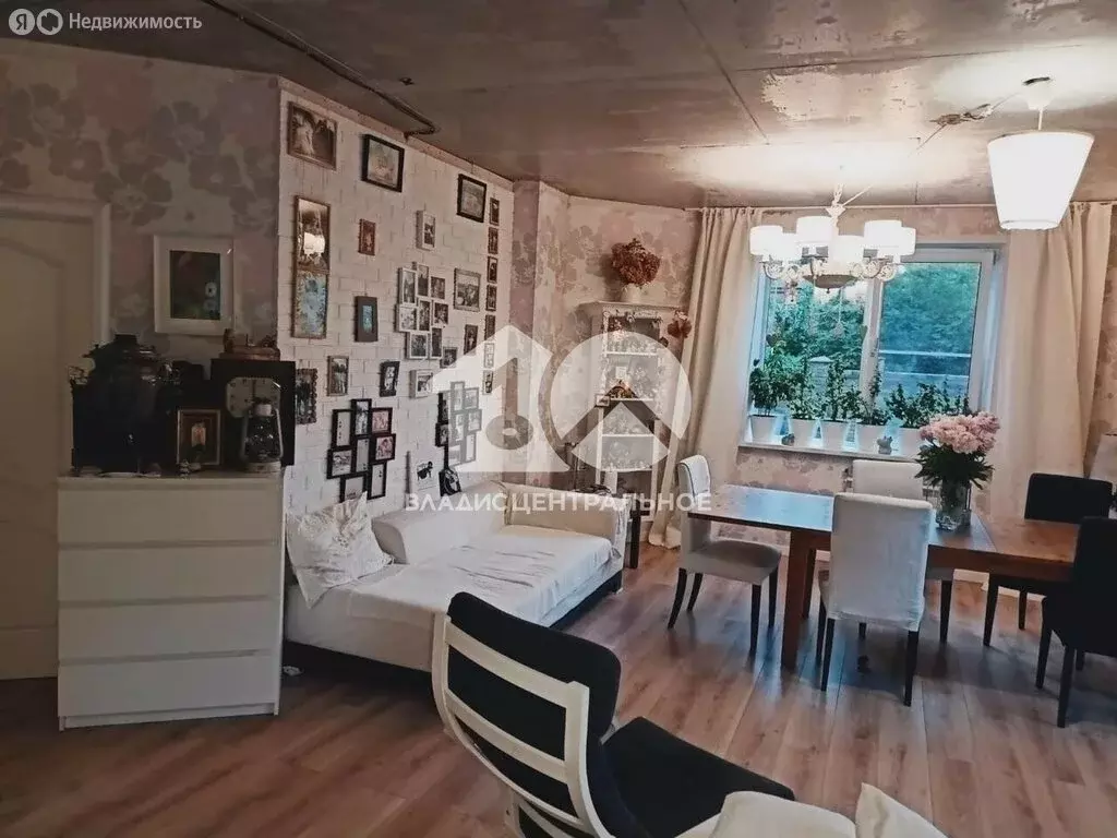 3-комнатная квартира: Краснообск, 6-й микрорайон, 34 (122.3 м) - Фото 1