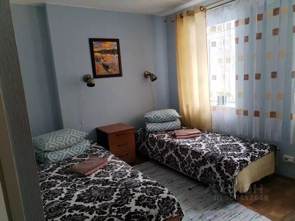 Комната Карелия, Лоухский район, Пяозерский пгт ул. Дружбы, 33 - Фото 0