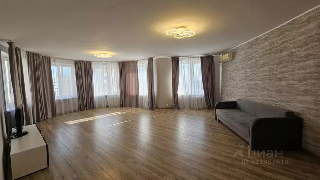 2-к кв. Башкортостан, Уфа Южный мкр, ул. Загира Исмагилова, 8 (89.0 м) - Фото 1