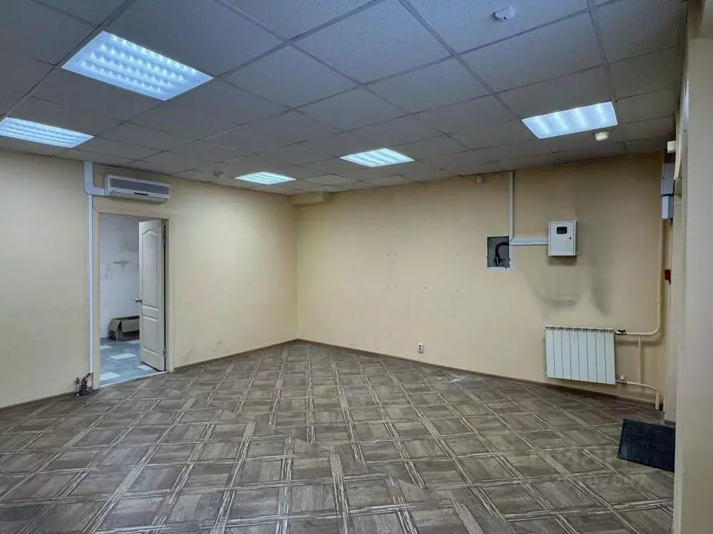 Помещение свободного назначения в Иркутская область, Иркутск Радужный ... - Фото 1