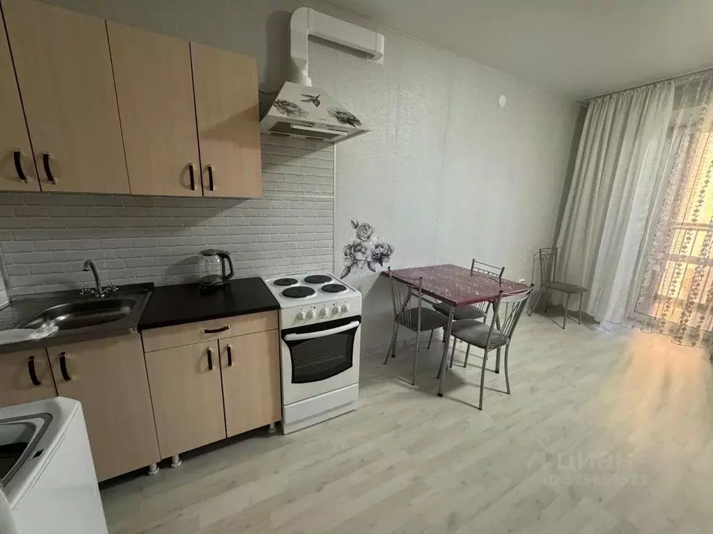 Студия Красноярский край, Красноярск ул. Мужества, 10В (26.4 м) - Фото 1