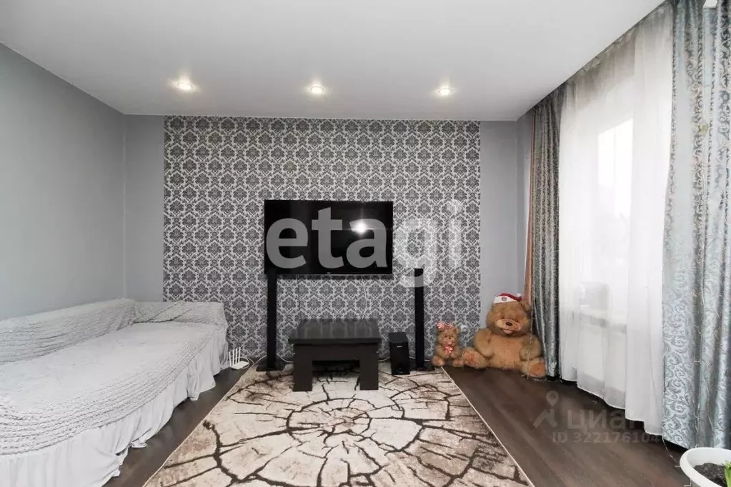 3-к кв. Красноярский край, Красноярск Северный мкр, ул. Водопьянова, ... - Фото 0