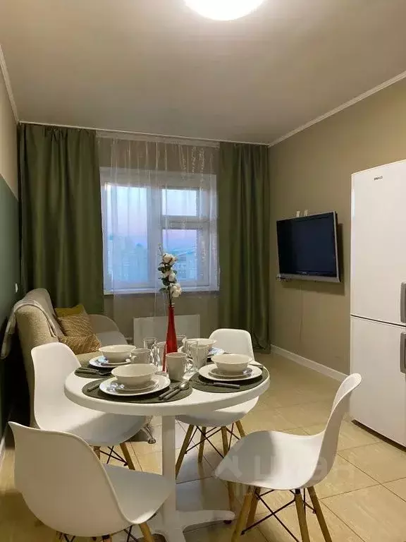 2-к кв. Татарстан, Казань ул. Адоратского, 4 (80.0 м) - Фото 0
