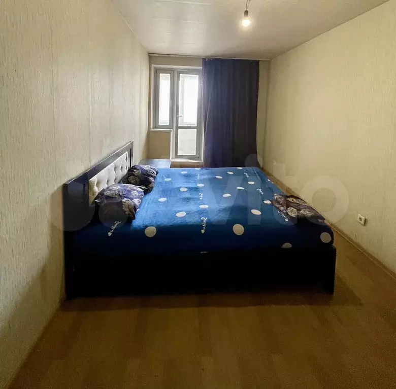 Комната 18 м в 3-к., 3/6 эт. - Фото 0
