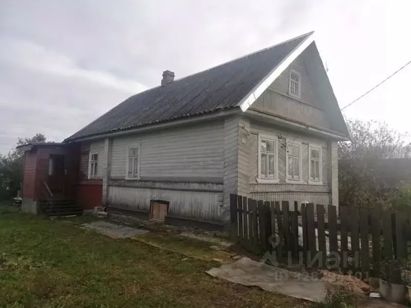 Дом в Новгородская область, Новгородский район, Трубичинское с/пос, д. ... - Фото 1