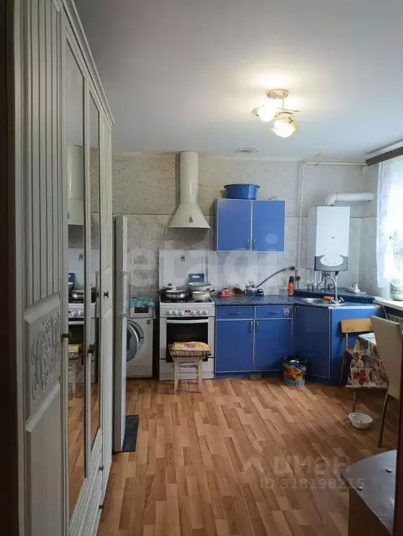 Дом в Белгородская область, Вейделевка рп ул. Свободы, 171 (62 м) - Фото 0