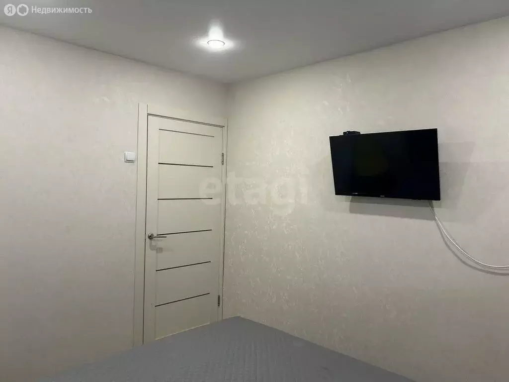 3-комнатная квартира: Краснокамск, улица Комарова, 9 (60.7 м) - Фото 2