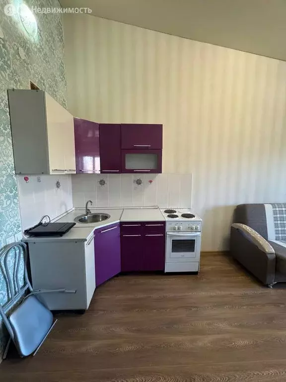Квартира-студия: Барнаул, проспект Коммунаров, 120А (27.2 м) - Фото 2
