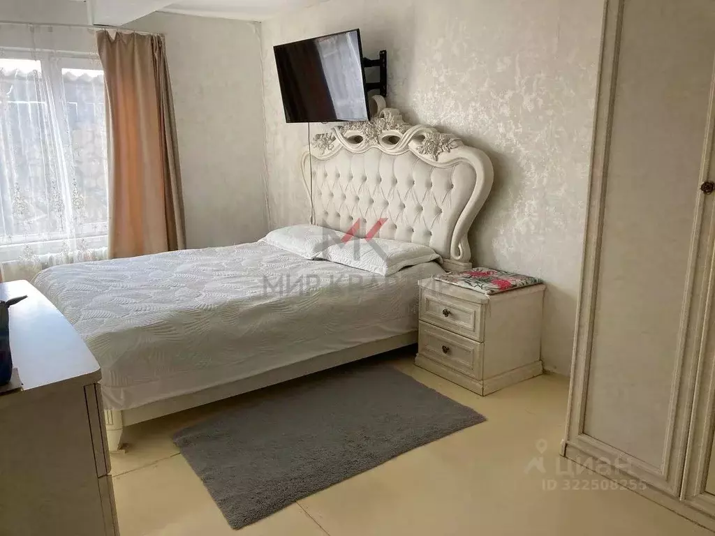 Дом в Тыва, Кызылский кожуун, Каа-Хем пгт ул. Крылова (200 м) - Фото 1