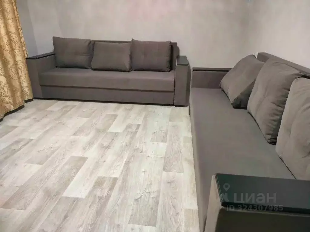 1-к кв. Тюменская область, Тобольск 9-й мкр, 22 (45.0 м) - Фото 2