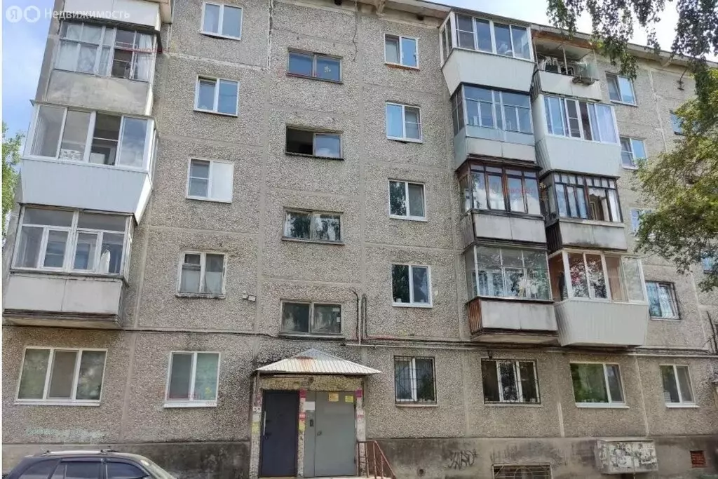 1-комнатная квартира: Екатеринбург, улица Старых Большевиков, 84к1 (28 ... - Фото 2