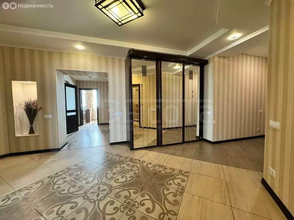 3-комнатная квартира: Воронеж, улица Перевёрткина, 24А (107.7 м) - Фото 1