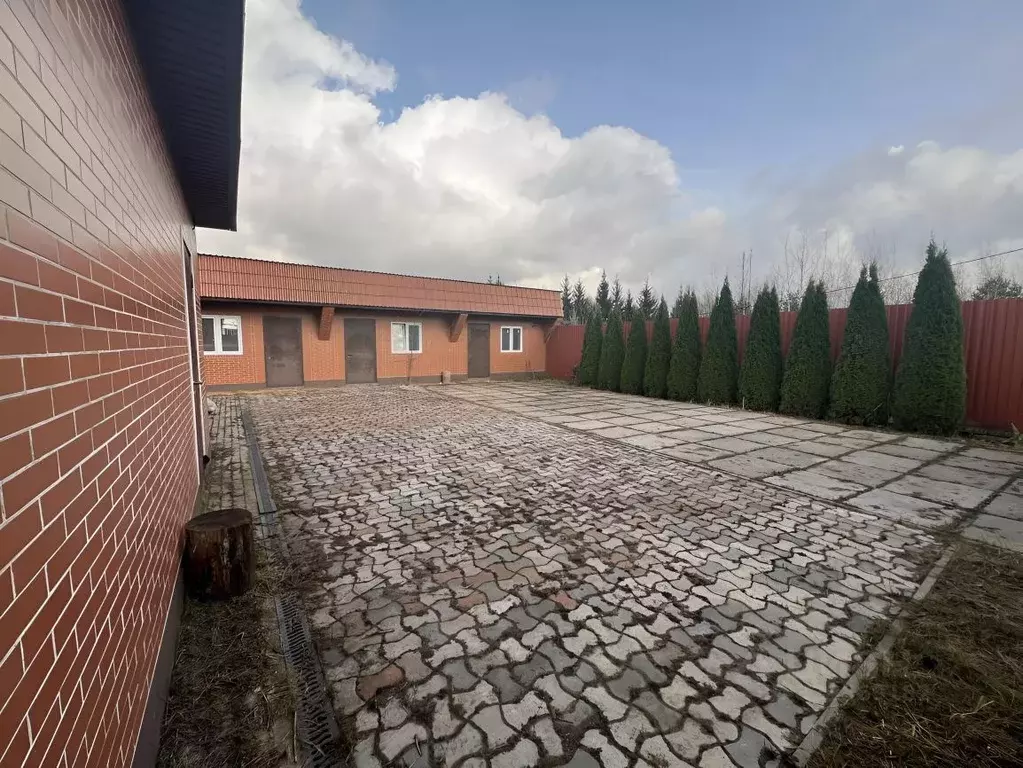 Дом в Москва д. Зименки, 6Б (242 м) - Фото 1