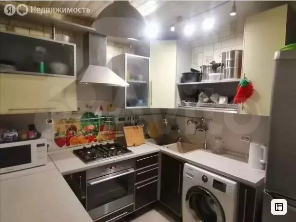 3-комнатная квартира: Ухта, проспект Ленина, 77 (61.7 м) - Фото 1