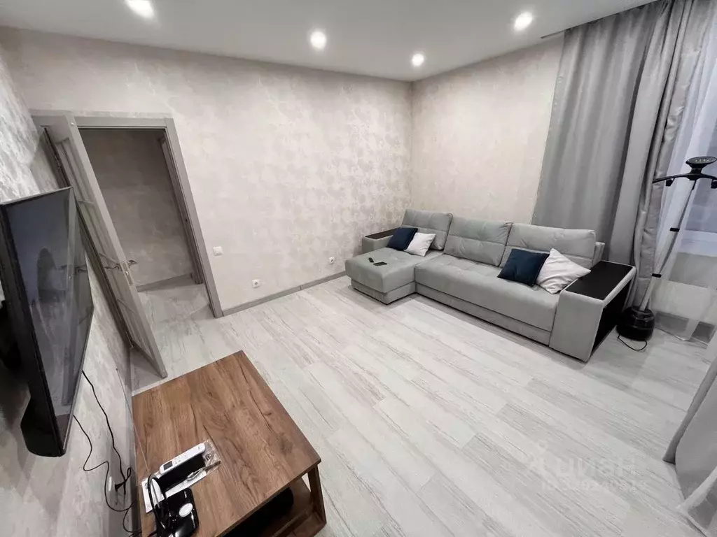 2-к кв. Татарстан, Казань ул. Мансура Хасанова, 19 (52.0 м) - Фото 2