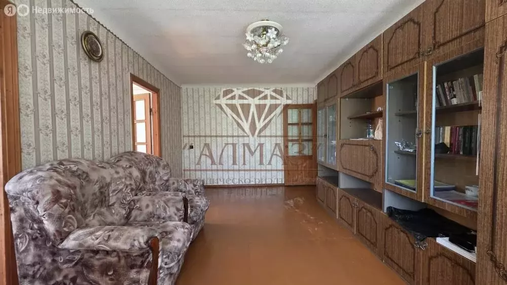 3-комнатная квартира: посёлок Газопровод, Советская улица, 4 (49 м) - Фото 2