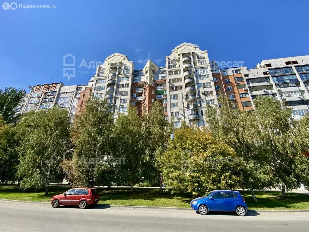 3-комнатная квартира: Волгоград, микрорайон Тулака, улица Карла ... - Фото 1