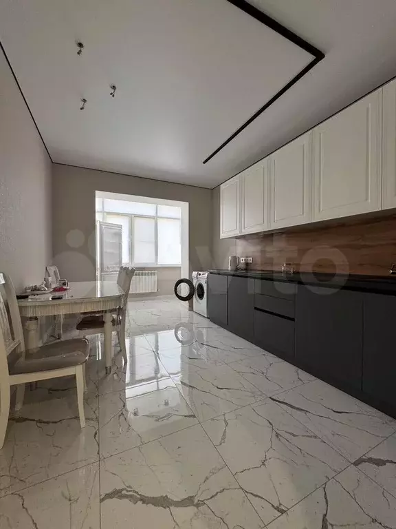 2-к. квартира, 70 м, 3/9 эт. - Фото 0