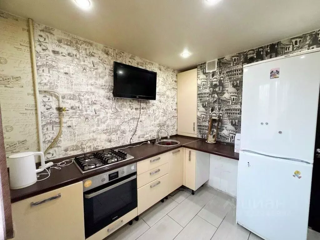 2-к кв. Свердловская область, Екатеринбург ул. Владимира Высоцкого, 10 ... - Фото 0