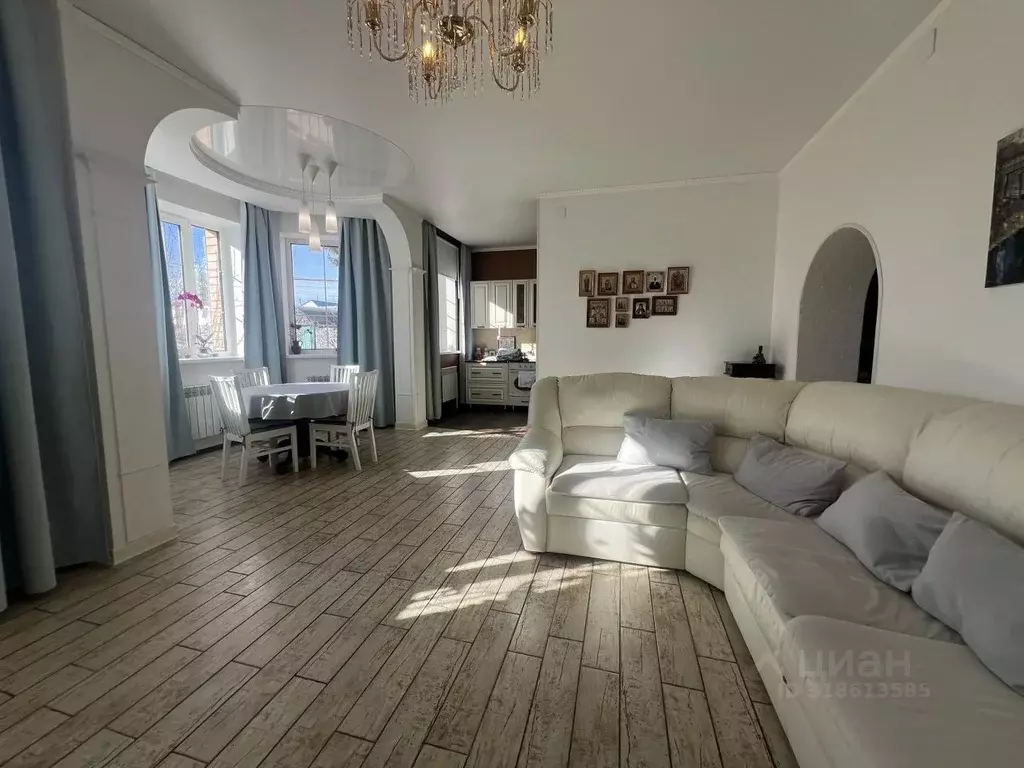 Дом в Оренбургская область, Оренбург Приволжская ул., 30 (165 м) - Фото 1