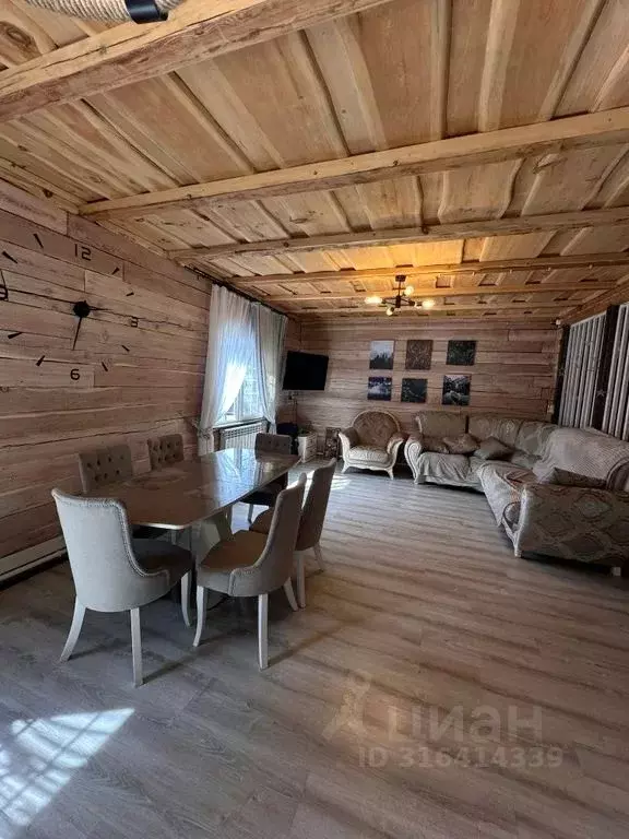 Дом в Алтай, Майминский район, с. Соузга Трактовая ул., 54 (180 м) - Фото 0