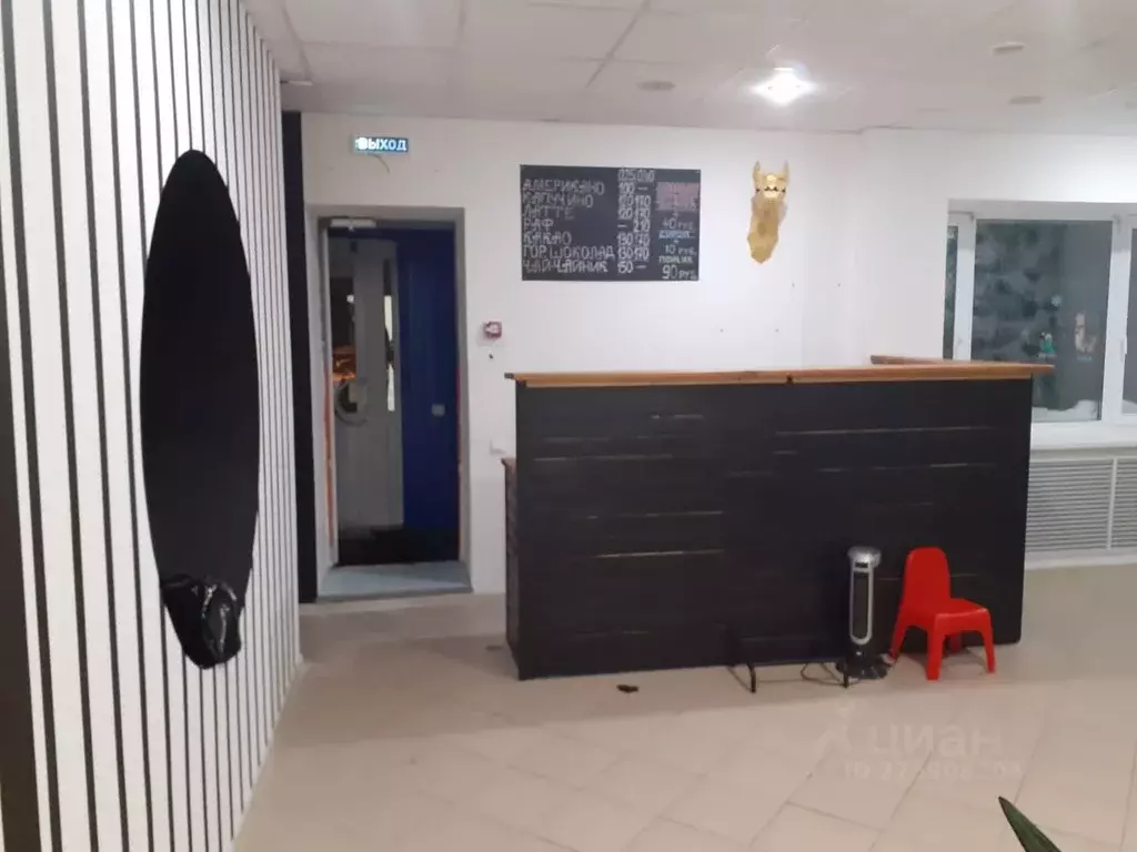 Помещение свободного назначения в Ханты-Мансийский АО, Сургут наб. ... - Фото 2