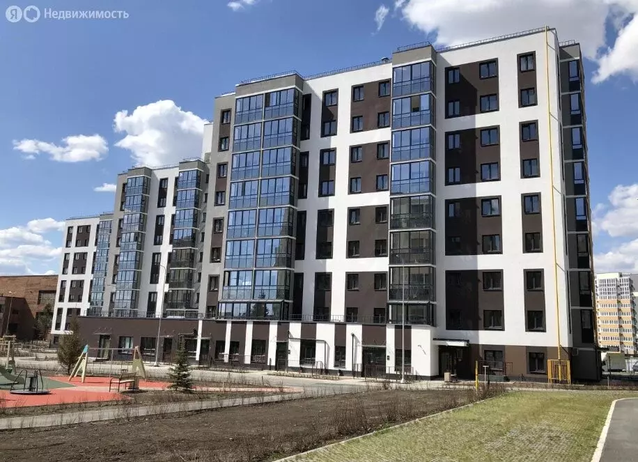 2-комнатная квартира: Тюмень, улица Парада Победы, 17 (53.5 м) - Фото 2