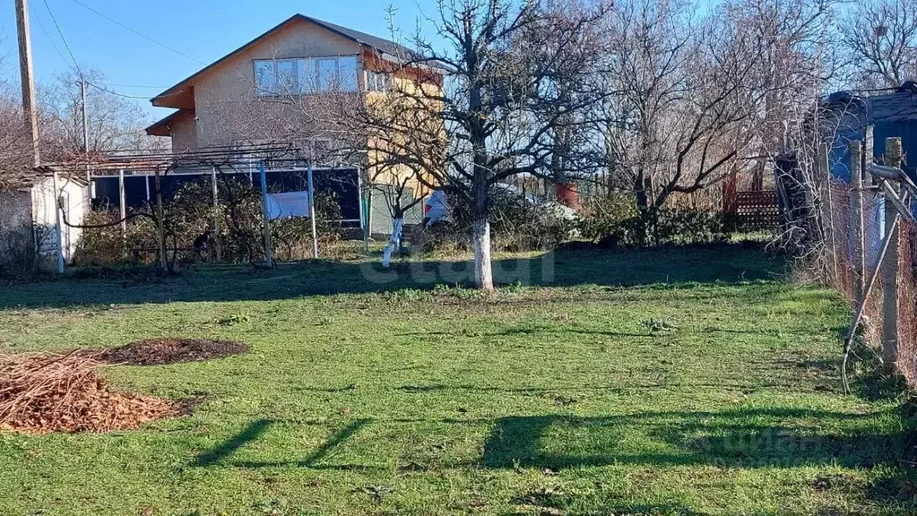 Участок в Крым, Кировское пгт ул. 1-я (4.9 сот.) - Фото 1