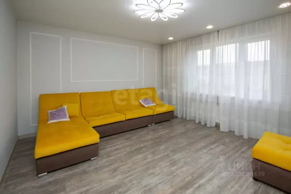 2-к кв. Кемеровская область, Новокузнецк ул. 11-й Гвардейской Армии, ... - Фото 0