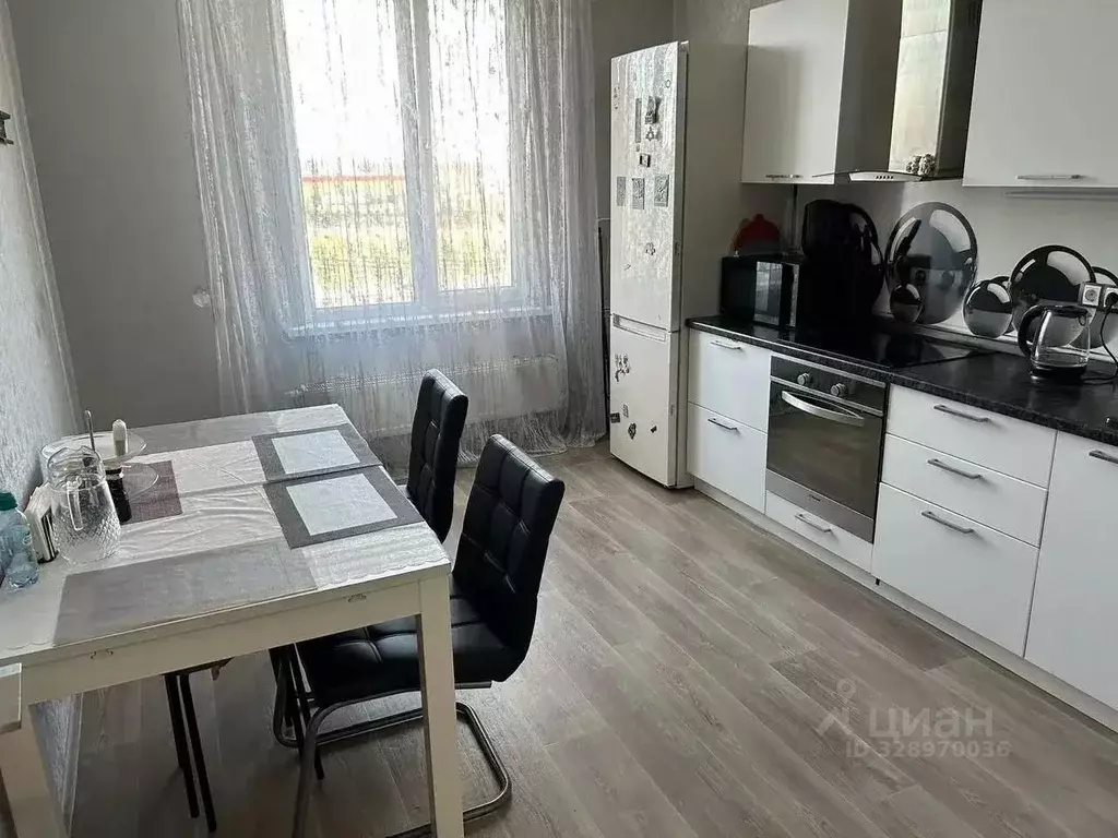 1-к кв. Татарстан, Казань просп. Победы, 139к2 (36.0 м) - Фото 1