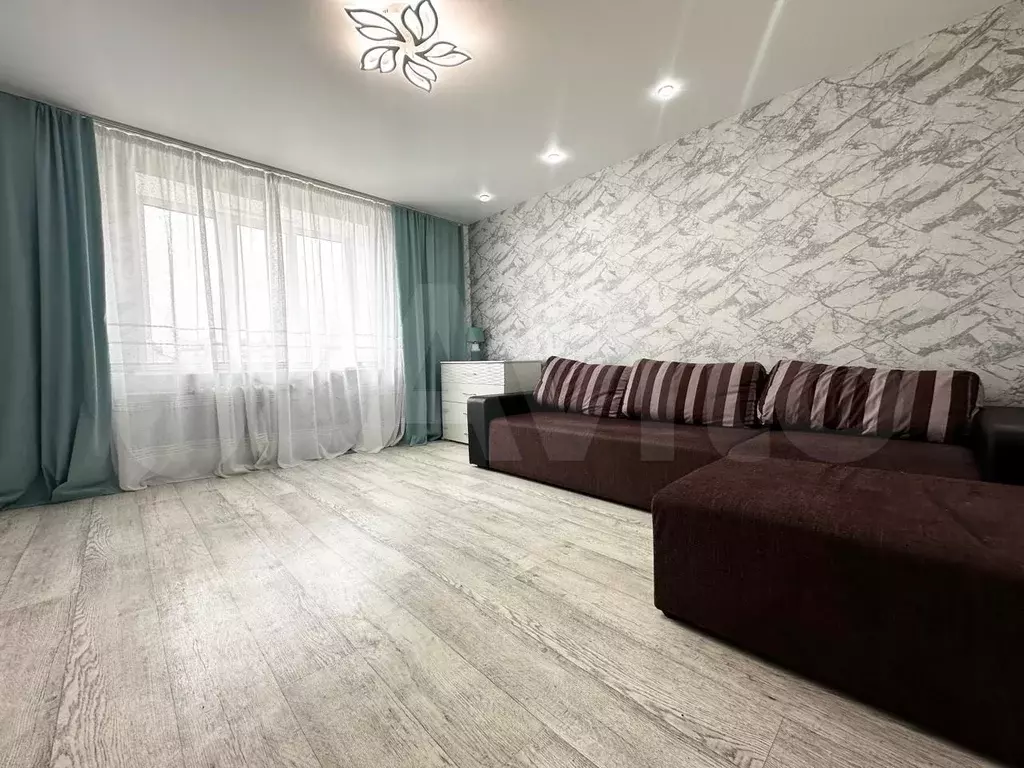 1-к. квартира, 40,7 м, 5/5 эт. - Фото 0