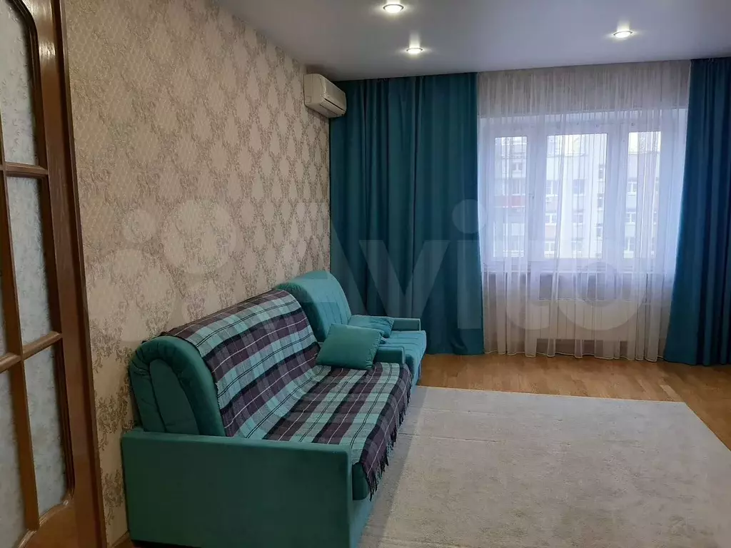 2-к. квартира, 70 м, 8/14 эт. - Фото 1