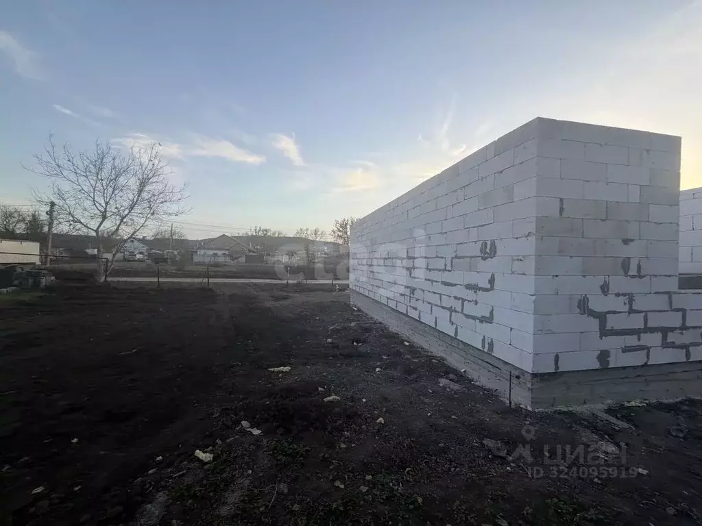 Дом в Крым, Симферопольский район, Трудовское с/пос, с. Строгоновка ... - Фото 1