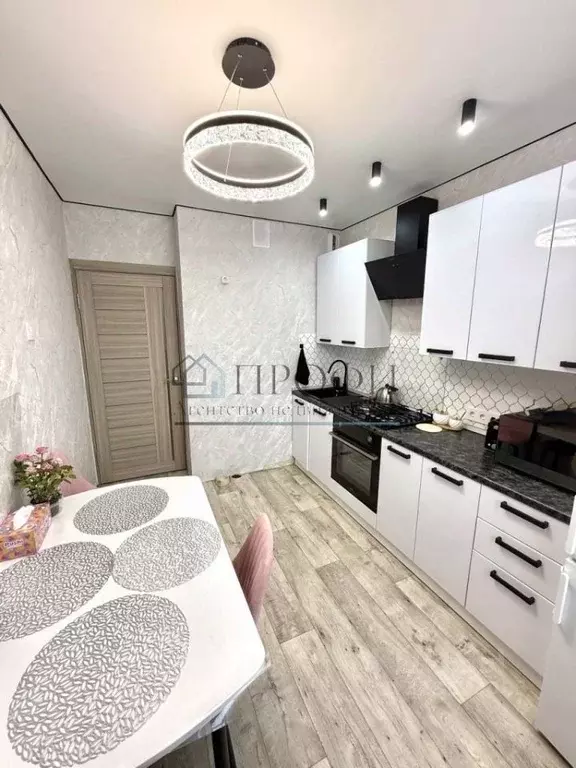 4-к кв. Белгородская область, Новый Оскол Ливенская ул., 136 (72.2 м) - Фото 2