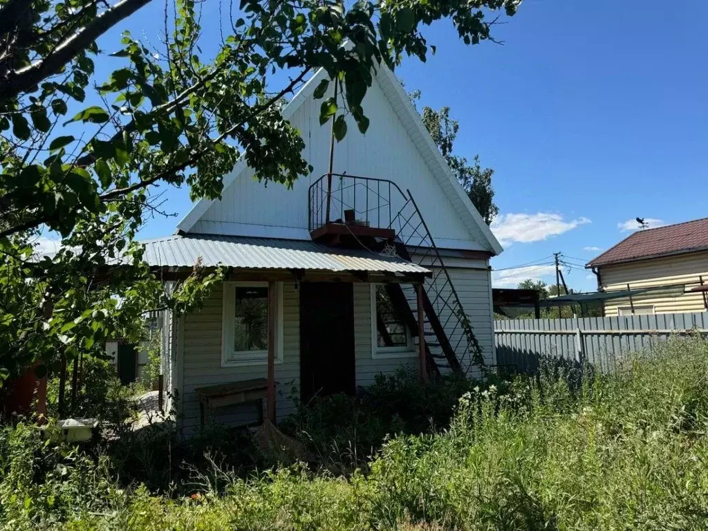 Дом в Саратовская область, Энгельсский район, Красноярское ... - Фото 0