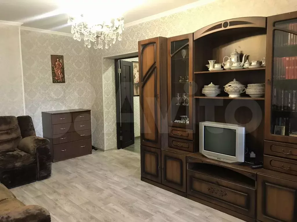 1-к. квартира, 37 м, 2/6 эт. - Фото 1