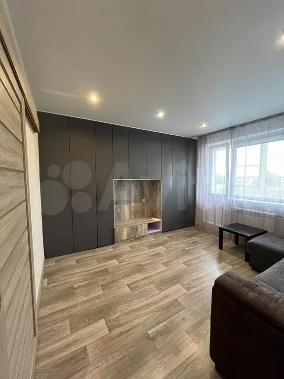 2-к. квартира, 44 м, 5/5 эт. - Фото 0